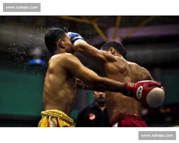 肘击致命!坎农尼尔瞬间击溃布朗森,加冕冠军挑战者 肘击致命!坎农尼尔瞬间击溃布朗森,加冕冠军挑战者