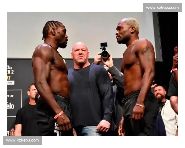 肘击致命!坎农尼尔瞬间击溃布朗森,加冕冠军挑战者